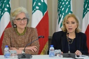 مساعدات من “طيران الشرق الاوسط” لثمانين مدرسة رسمية