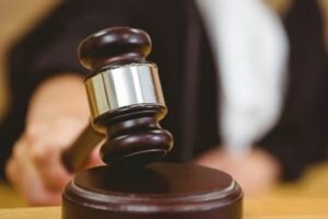 لبنان ـ القضاء ينصف عميد “حقوق اللبنانية، قرار مستعجل يلزم “نداء الوطن” بحذف أخبار مضللة