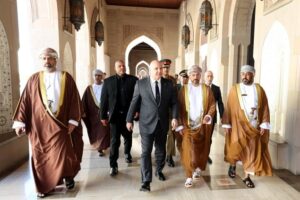 الرئيس عون اختتم زيارته الى سلطنة عمان وعاد الى بيروت