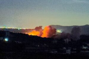 جيش العدو الاسرائيلي يفجّر منزلا في بلدة مروحين