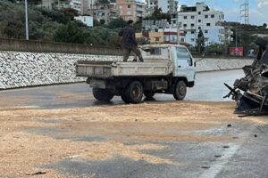 استخدمت آلات هيدروليكية بسبب شدة الاصطدام.. حادث سير “مروع” بين 3 سيارات في القلمون!