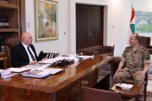 لقاء بين الرئيس عون وقائد الجيش.. هذا ما جرى بحثه!