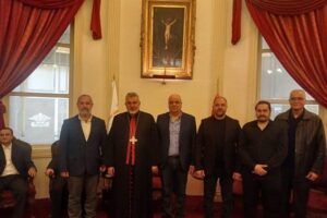 بالصور – وفد من “التيار” في طرابلس هنأ بالعيد