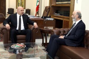 عون وجعجع: إرتياب متبادل