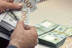 شو الوضع؟ مشروع “الفجوة المالية” يزيد من قلق اللبنانيين… والمنظومة المصرفية تواصل استشراسها رفضاً لتحمل مسؤوليتها!