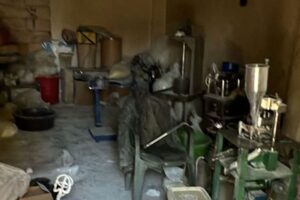 بالصور – ضبط معمل لتصنيع المخدرات في بلدة بوداي – بعلبك