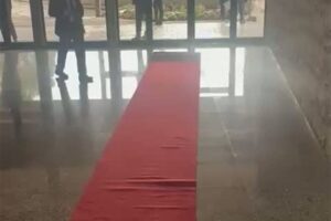 بالفيديو – حريصا تستعد لإستقبال قداسة البابا