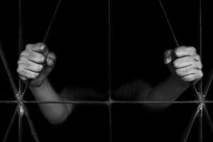 بالصورة: شبكات احتيال عابرة للحدود اللبنانية تستدرج الفتيات!