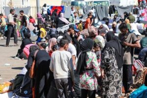 خاص – وزير سابق: تحرك النازحين رسالة أمنية