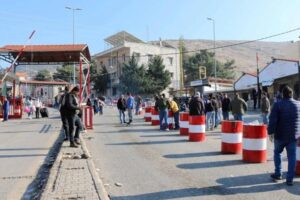 هل تُقفل سوريا الحدود مع لبنان؟