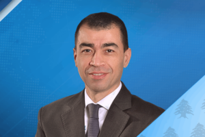 أبي خليل: لم يجد وزير الطاقة تبريراً لفشله المدوي…. سوى الترداد الببغائي لأسطوانة دعم الكهرباء!