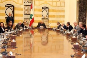 فائض بمليار دولار لا يُستخدم للإعمار أو لرواتب القطاع العام: بأيّ أولويات تُبنى الدولة «من جديد»؟