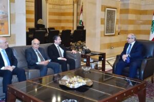 كرامي بعد لقائه سلام على رأس وفد: كرامي: من يهدد بالحرب الأهلية أو بالفتنة الداخلية لا يخدم إلا العدو