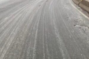 طريق ضهر البيدر ما زالت سالكة لجميع المركبات مع الحذر وتخفيف السرعة عند هطول الامطار وتكون الضباب (صورة)