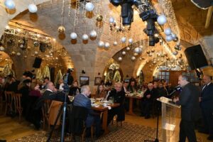 باسيل متناولاً التحديات الإستراتيجية في عشاء لفعاليات بشري: المسيحيون جسر تفاعل في لبنان والصراع المذهبي والتقسيم في المنطقة يُضعِفهم