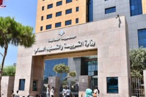 وزارة التربية: وقف التدريس في ثانوية الحدادين للبنات-طرابلس