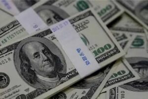 خاص – وزير يكشف مصير ودائع ما دون المئة ألف دولار!